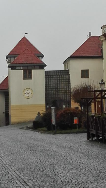 Penzion Na Namesti Mikulov Dış mekan fotoğraf